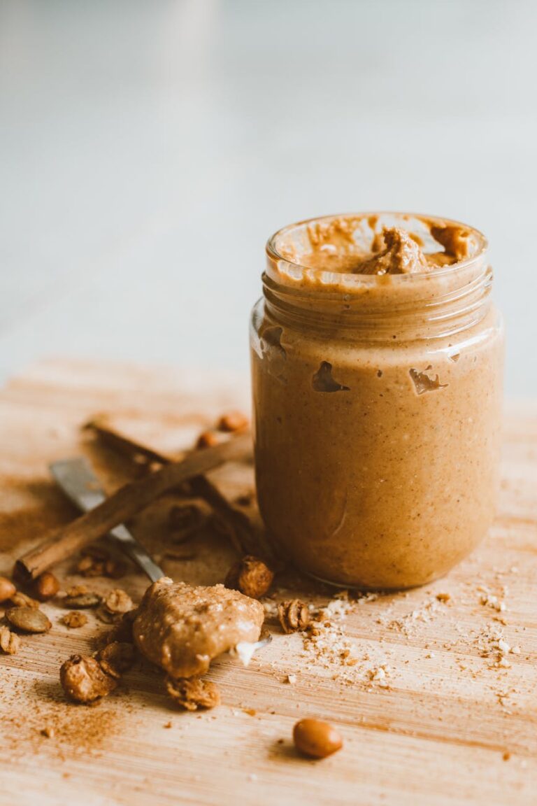 how many grams of peanut butter in a cup?