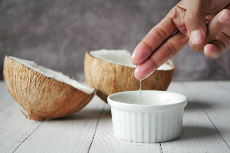 how many grams in a cup of coconut oil?