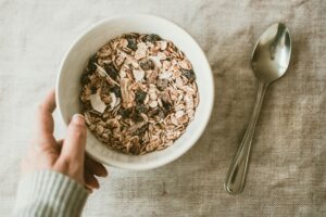 how many grams of cereal in a cup?